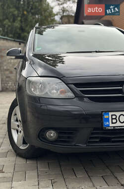Хетчбек Volkswagen Golf Plus 2007 в Дніпрі