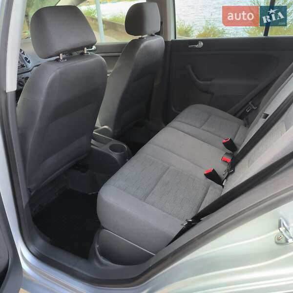 Хетчбек Volkswagen Golf Plus 2005 в Кам'янському