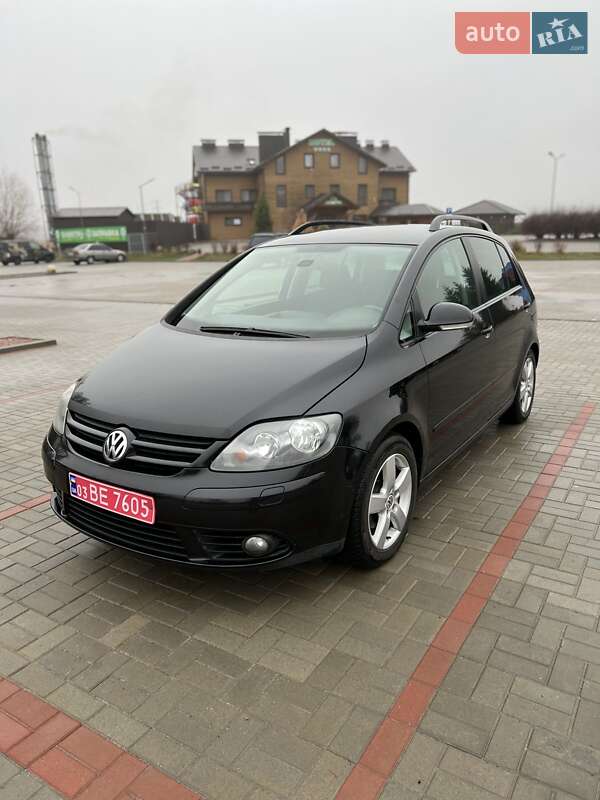 Хэтчбек Volkswagen Golf Plus 2008 в Полтаве