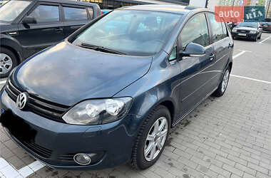 Хэтчбек Volkswagen Golf Plus 2010 в Киеве