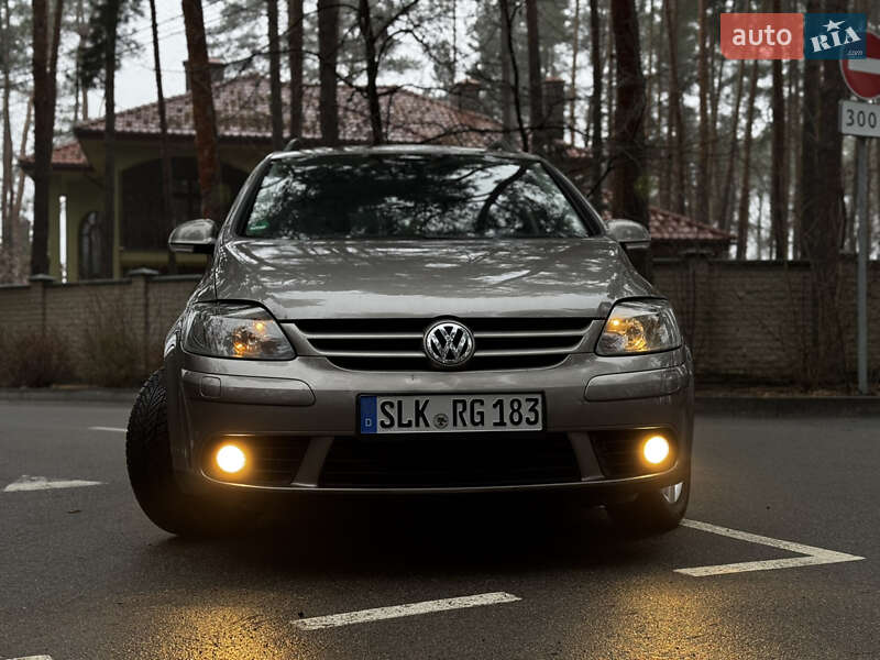 Хэтчбек Volkswagen Golf Plus 2008 в Белогородке