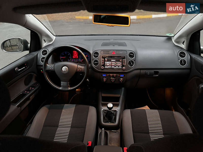 Хэтчбек Volkswagen Golf Plus 2008 в Белогородке