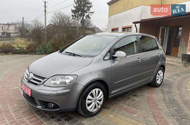 Хэтчбек Volkswagen Golf Plus 2006 в Дубно