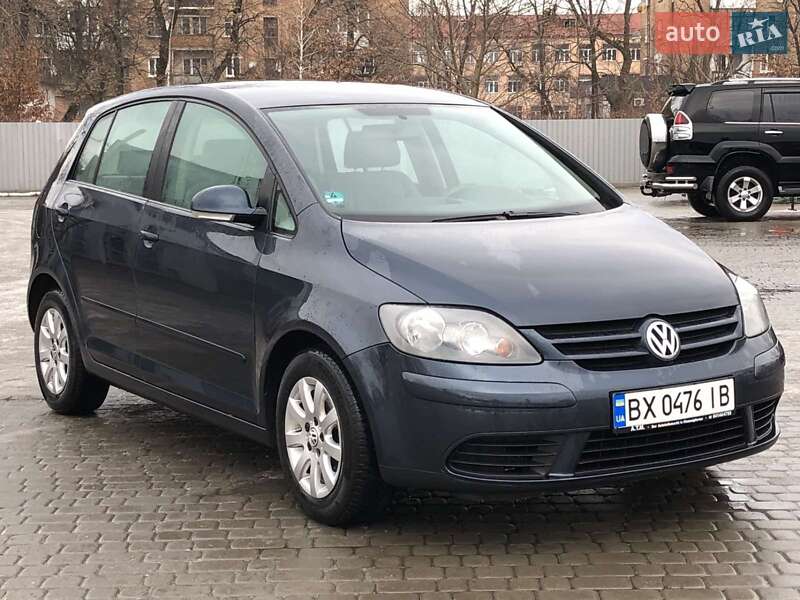 Хэтчбек Volkswagen Golf Plus 2005 в Вознесенске