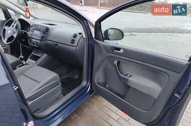 Хэтчбек Volkswagen Golf Plus 2005 в Сарнах