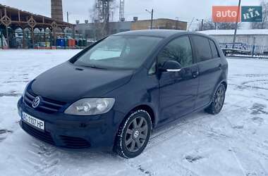 Хэтчбек Volkswagen Golf Plus 2006 в Нововолынске