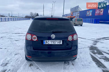 Хэтчбек Volkswagen Golf Plus 2006 в Нововолынске