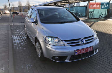 Хэтчбек Volkswagen Golf Plus 2008 в Киеве