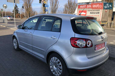 Хэтчбек Volkswagen Golf Plus 2008 в Киеве