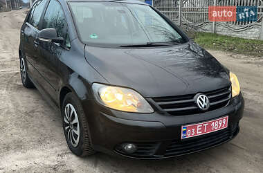 Хетчбек Volkswagen Golf Plus 2008 в Нових Санжарах