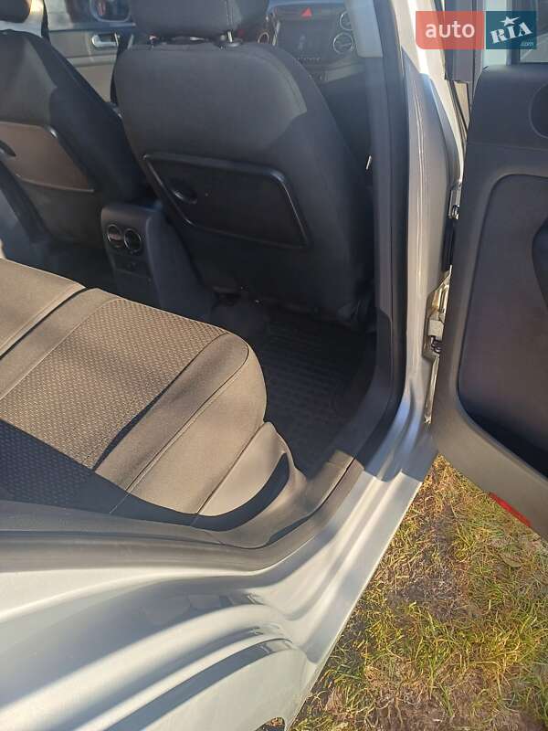 Хетчбек Volkswagen Golf Plus 2005 в Хмельницькому
