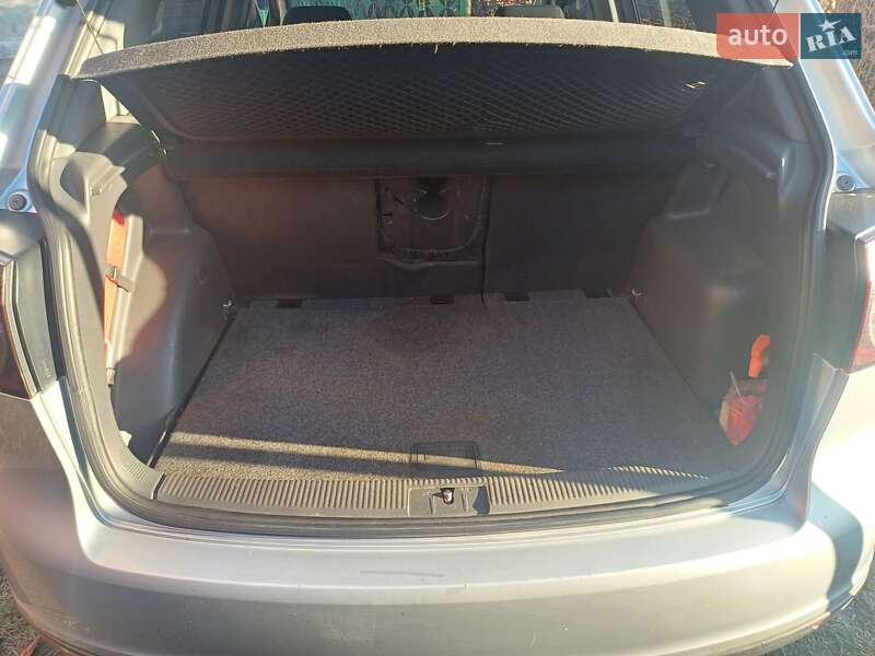 Хетчбек Volkswagen Golf Plus 2005 в Хмельницькому