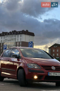 Хетчбек Volkswagen Golf Plus 2008 в Стрию