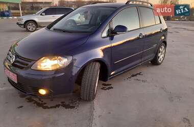 Хэтчбек Volkswagen Golf Plus 2009 в Вознесенске