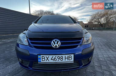 Хэтчбек Volkswagen Golf Plus 2005 в 