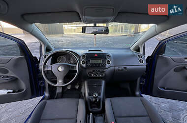 Хэтчбек Volkswagen Golf Plus 2005 в 