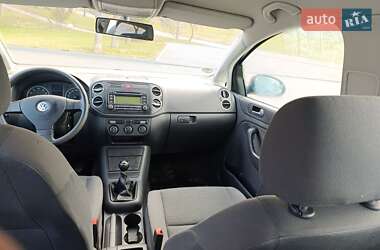 Хэтчбек Volkswagen Golf Plus 2005 в Светловодске