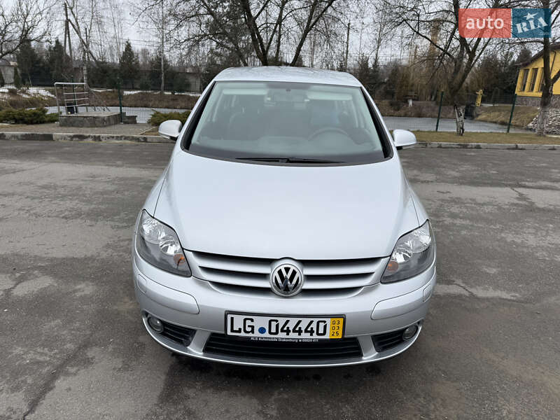 Хэтчбек Volkswagen Golf Plus 2005 в Брошневе-Осаде