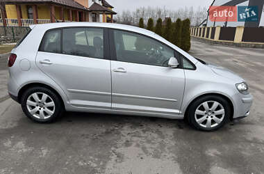 Хэтчбек Volkswagen Golf Plus 2005 в Брошневе-Осаде