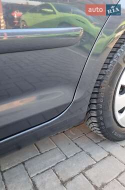 Хетчбек Volkswagen Golf Plus 2005 в 