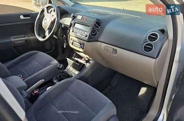 Хэтчбек Volkswagen Golf Plus 2010 в 