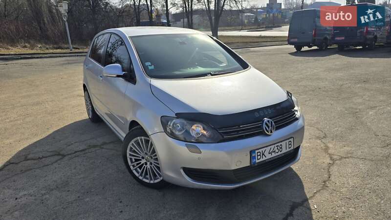 Хетчбек Volkswagen Golf Plus 2010 в Рівному фото 3 Хетчбек Volkswagen Golf Plus 2010 в Рівному