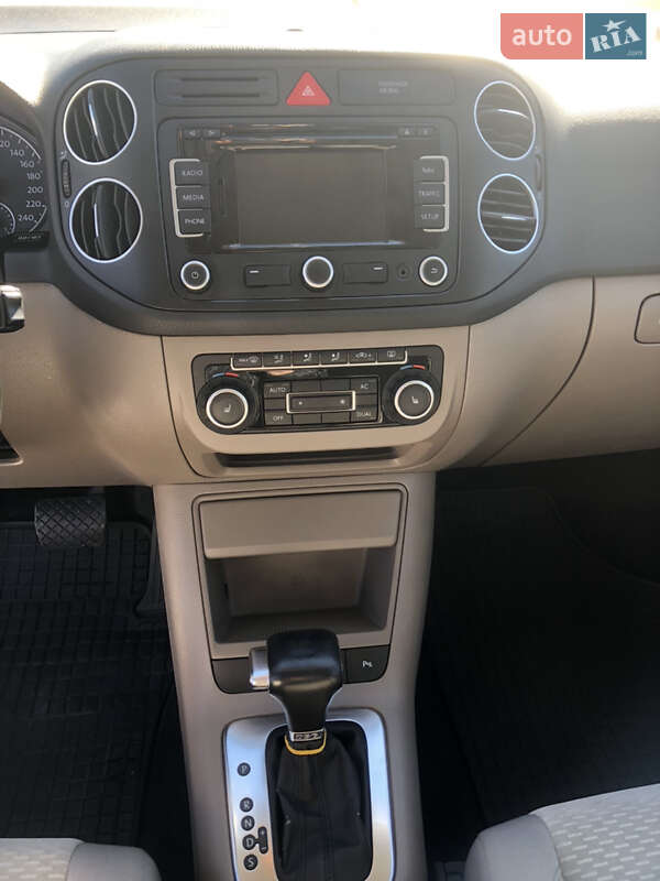 Хетчбек Volkswagen Golf Plus 2009 в Коростені