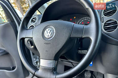 Хетчбек Volkswagen Golf Plus 2007 в 