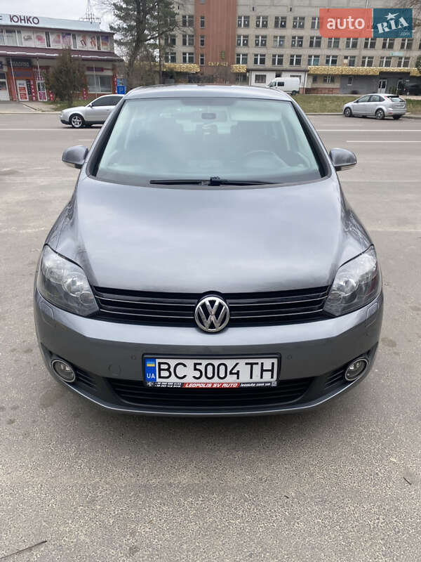Хэтчбек Volkswagen Golf Plus 2013 в 
