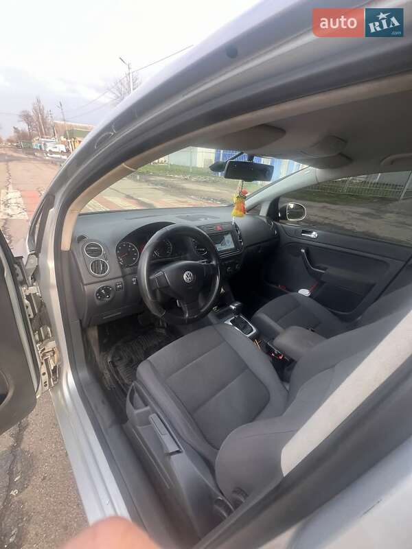 Хэтчбек Volkswagen Golf Plus 2005 в Пятихатках