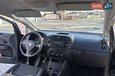 Хэтчбек Volkswagen Golf Plus 2005 в 