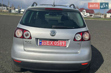 Хетчбек Volkswagen Golf Plus 2008 в 