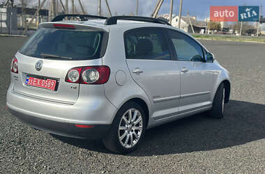 Хетчбек Volkswagen Golf Plus 2008 в 