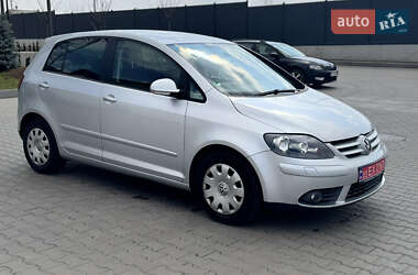 Хэтчбек Volkswagen Golf Plus 2005 в 
