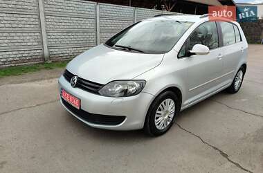Хэтчбек Volkswagen Golf Plus 2009 в 
