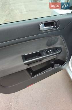 Хэтчбек Volkswagen Golf Plus 2009 в 