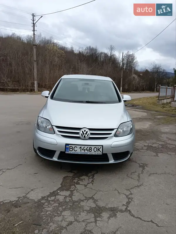 Хетчбек Volkswagen Golf Plus 2006 в 