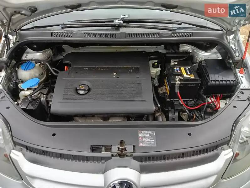 Хетчбек Volkswagen Golf Plus 2006 в 