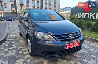 Хетчбек Volkswagen Golf Plus 2005 в 