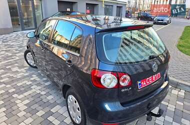 Хетчбек Volkswagen Golf Plus 2005 в 