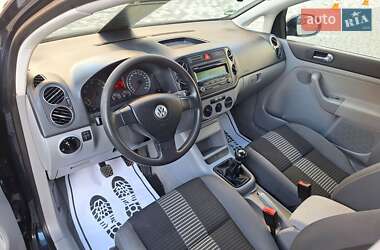 Хетчбек Volkswagen Golf Plus 2005 в 