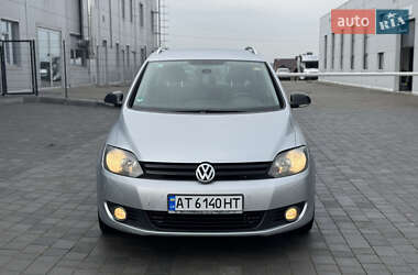 Хэтчбек Volkswagen Golf Plus 2012 в 