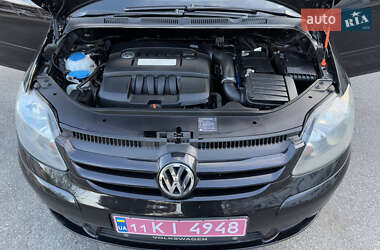 Хэтчбек Volkswagen Golf Plus 2008 в 