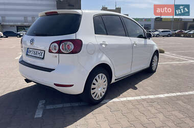 Хэтчбек Volkswagen Golf Plus 2010 в 