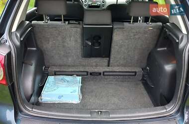 Хэтчбек Volkswagen Golf Plus 2009 в 