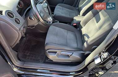 Хэтчбек Volkswagen Golf Plus 2009 в 