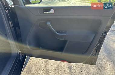 Хэтчбек Volkswagen Golf Plus 2009 в 