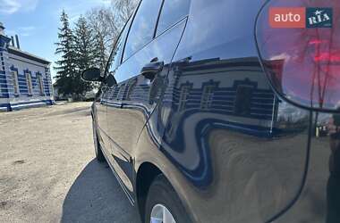 Хэтчбек Volkswagen Golf Plus 2009 в 