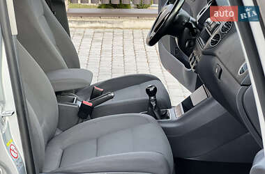 Хетчбек Volkswagen Golf Plus 2008 в 