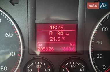 Хэтчбек Volkswagen Golf Plus 2005 в 